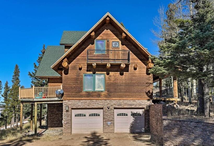 Burning Sky Lodge : Private Hot Tub & Ski In/out