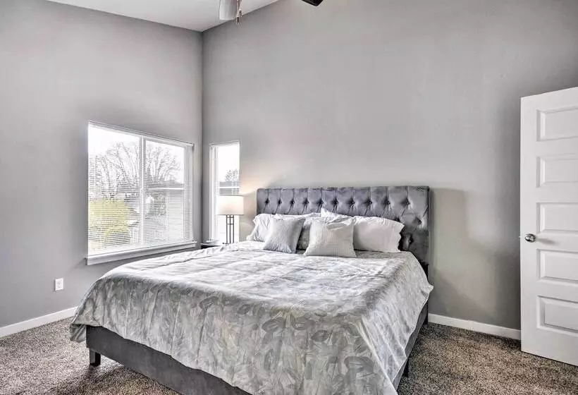 Charming Newberg Home: Walk To Dtwn, Wineries