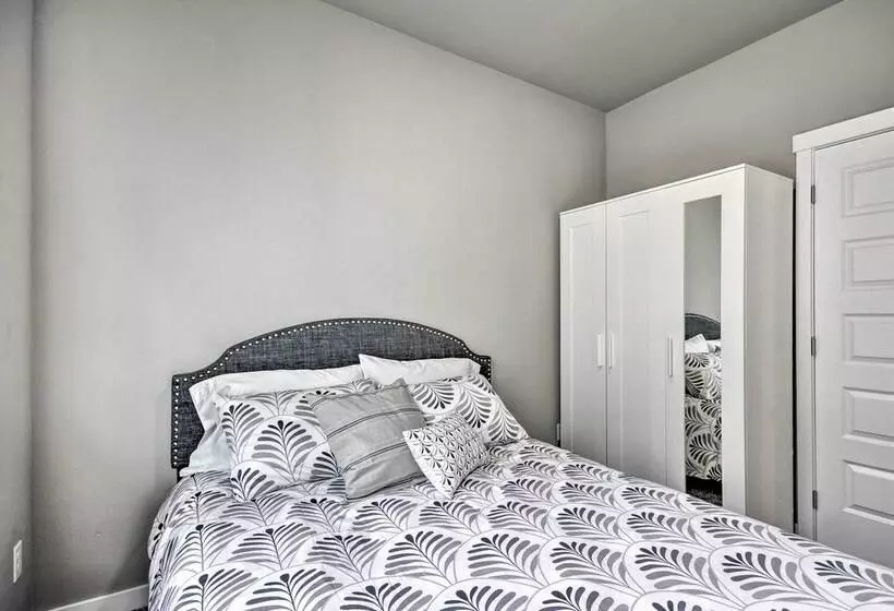 Charming Newberg Home: Walk To Dtwn, Wineries