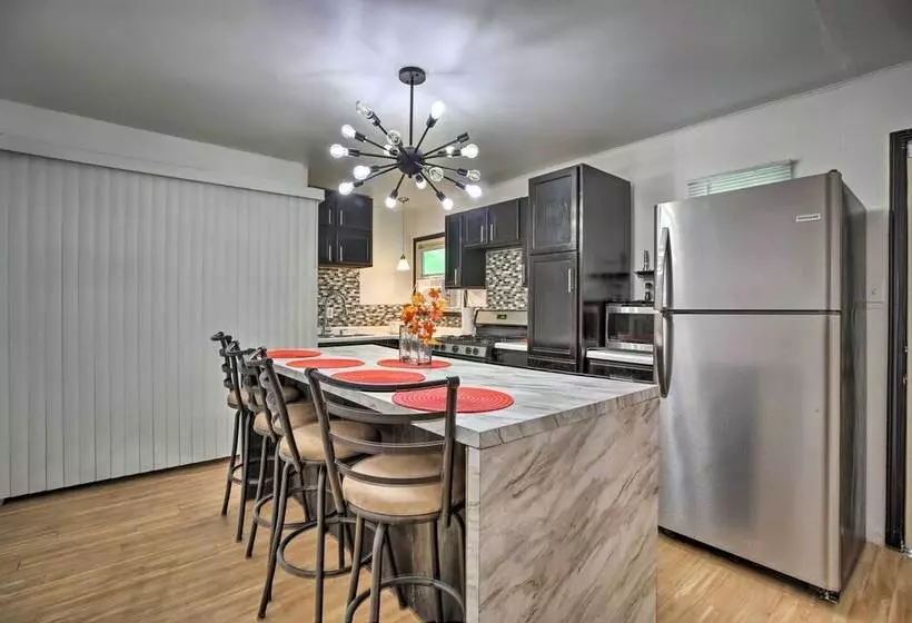 Sauk Village Ranch Home W/ Yard + Fireplace!