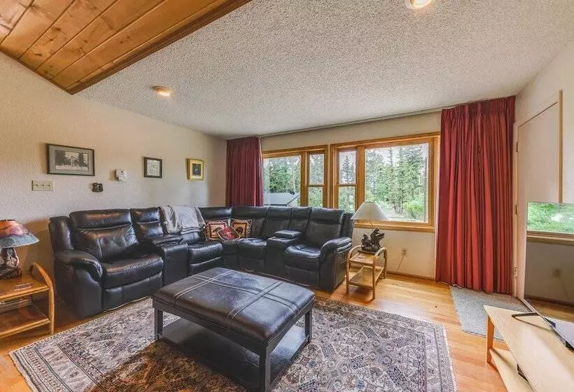 Cloudcroft Mtn Home W/ Patio, Walk To Golf Course!