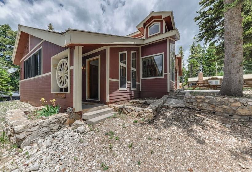 Cloudcroft Mtn Home W/ Patio, Walk To Golf Course!