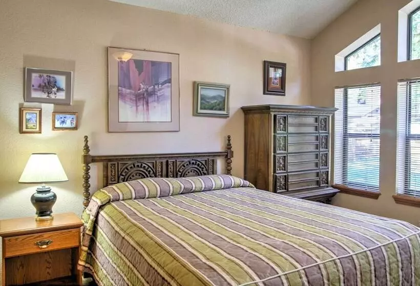 Cloudcroft Mtn Home W/ Patio, Walk To Golf Course!