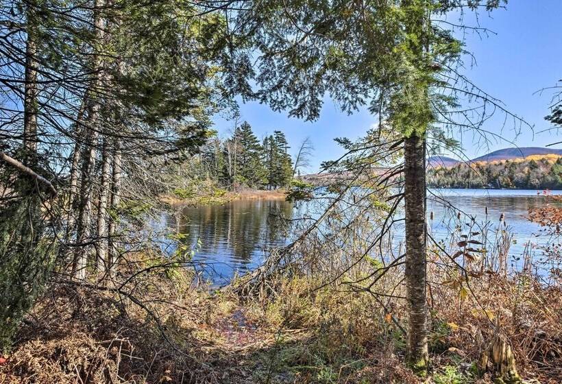 Cozy & Peaceful Waterfront Cabin On Porter Lake!