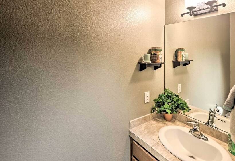 Fort Mohave Home < 8 Mi To Colorado River!