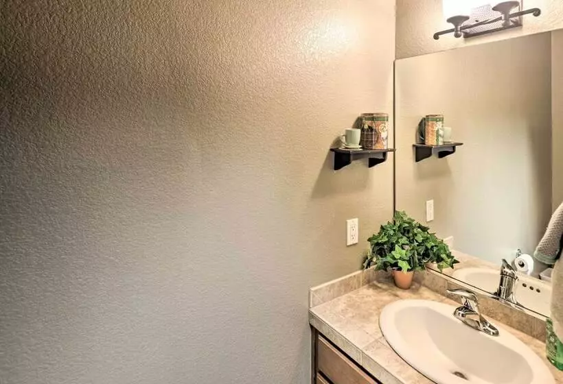 Fort Mohave Home < 8 Mi To Colorado River!