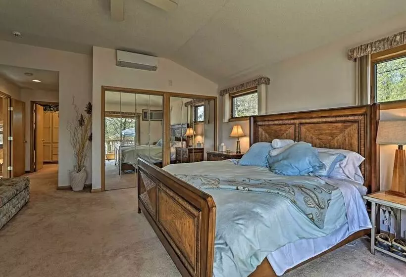 Airy Lake Ariel Home W/ Private Dock + Kayaks!