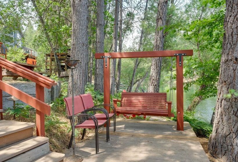 Lake House W/ Pvt. Dock, 30 Mins To Yosemite!