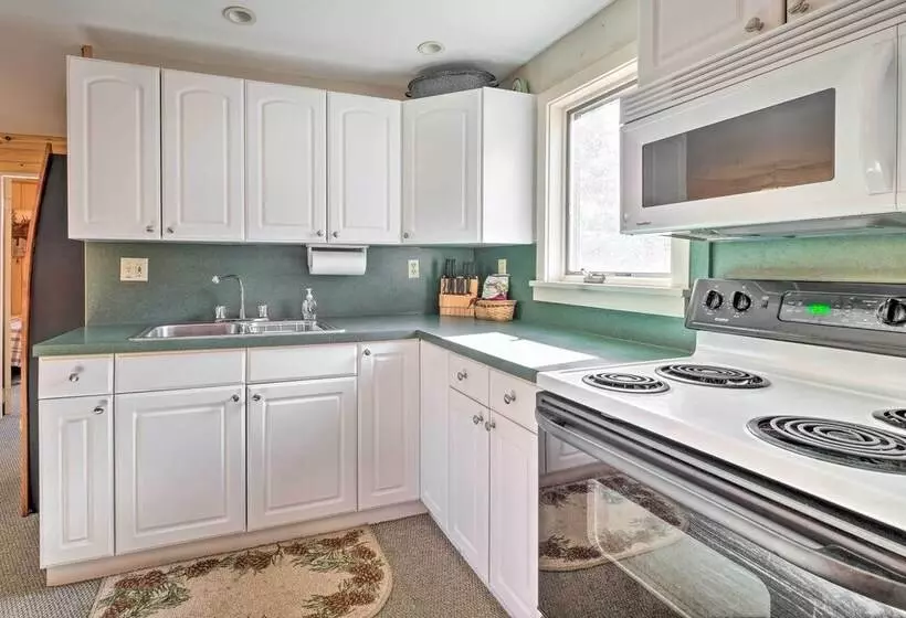 Lake Pleasant Cabin On 3 Acres W/ Private Beach!