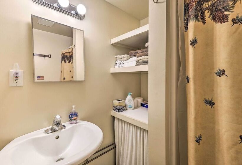 Lake Pleasant Cabin On 3 Acres W/ Private Beach!