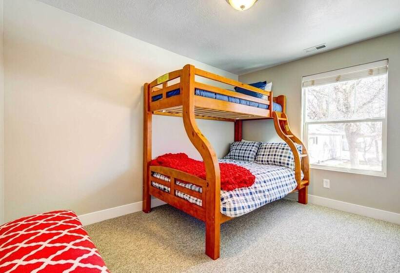 Mountain View Cedar City Home W/ Large Yard!