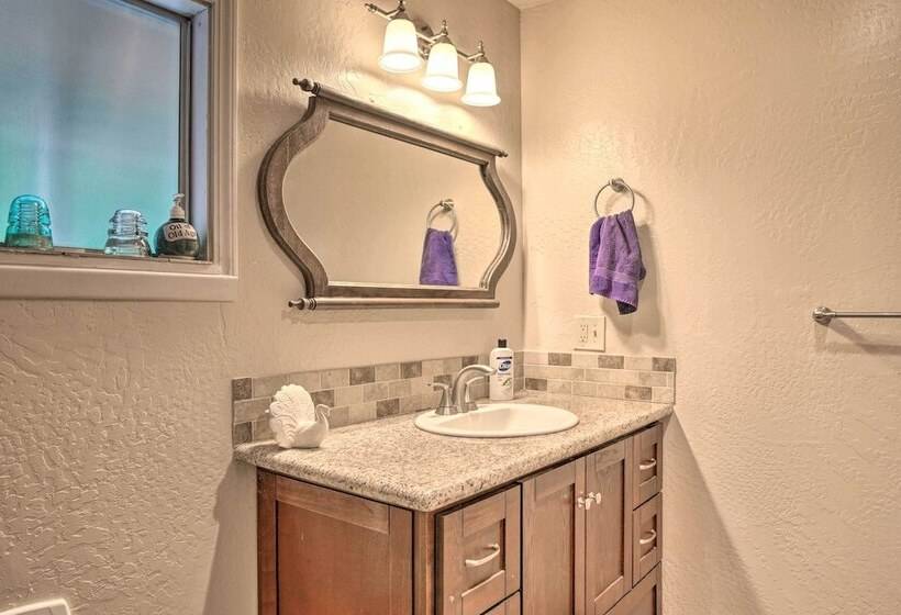 Outdoor Adventure: Tranquil Creekside Retreat