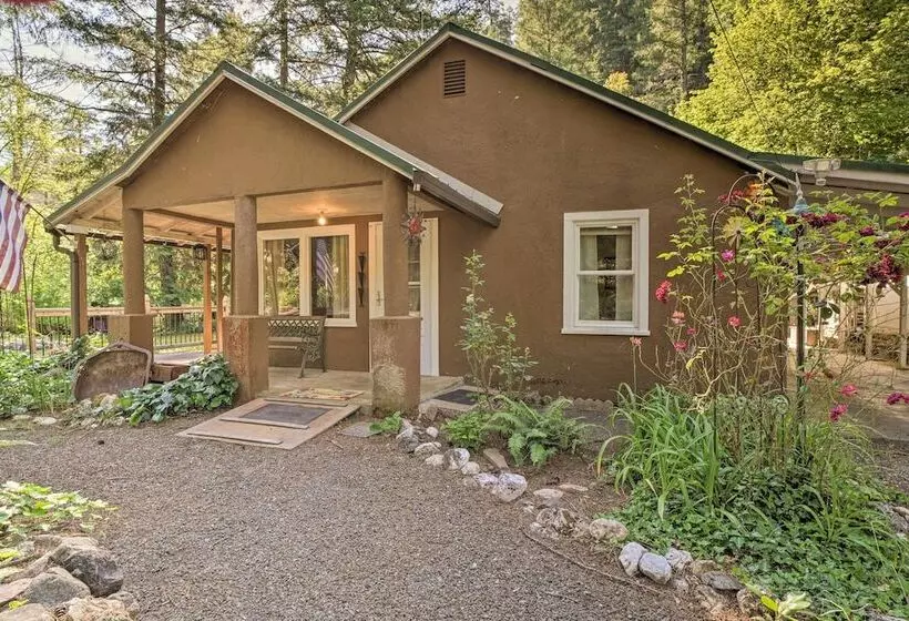 Outdoor Adventure: Tranquil Creekside Retreat