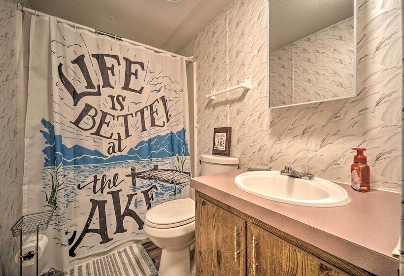 Quaint Cottage Overlooking Cherokee Reservoir