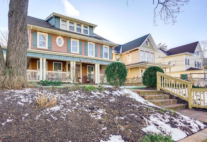 Spacious Home ~ 4 Blocks To Asbury Park Beach!