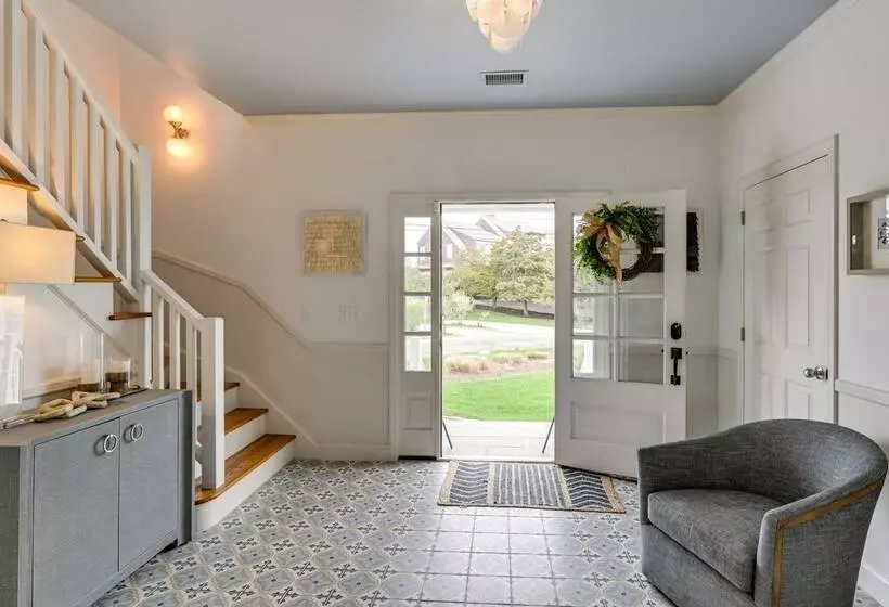 Stunning Westhampton Beach Home W/ Private Pool