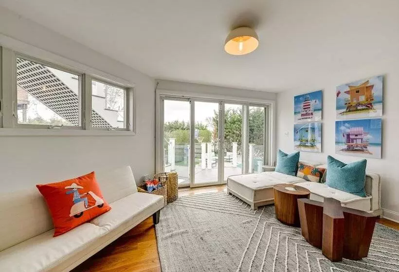 Stunning Westhampton Beach Home W/ Private Pool