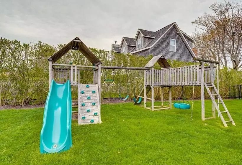 Stunning Westhampton Beach Home W/ Private Pool