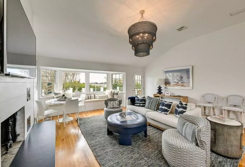 Stunning Westhampton Beach Home W/ Private Pool