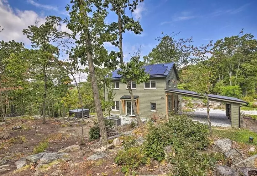 The Glabin: Garrison Gem W/ Deck & Fire Pit!