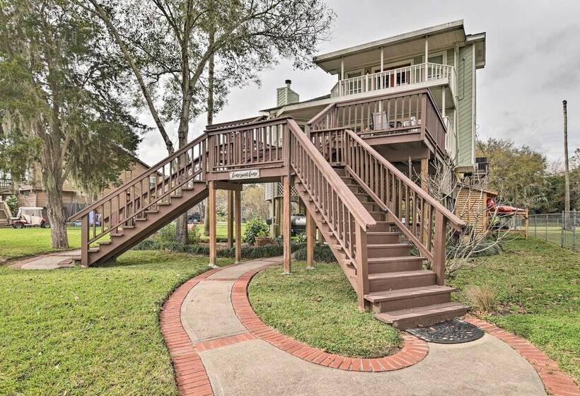Waterfront San Jacinto River Home W/ Boat Slip!