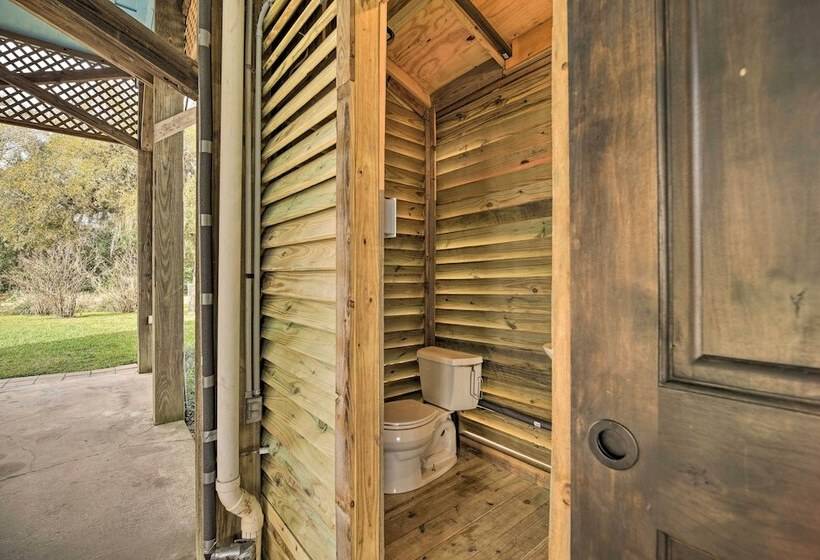 Waterfront San Jacinto River Home W/ Boat Slip!