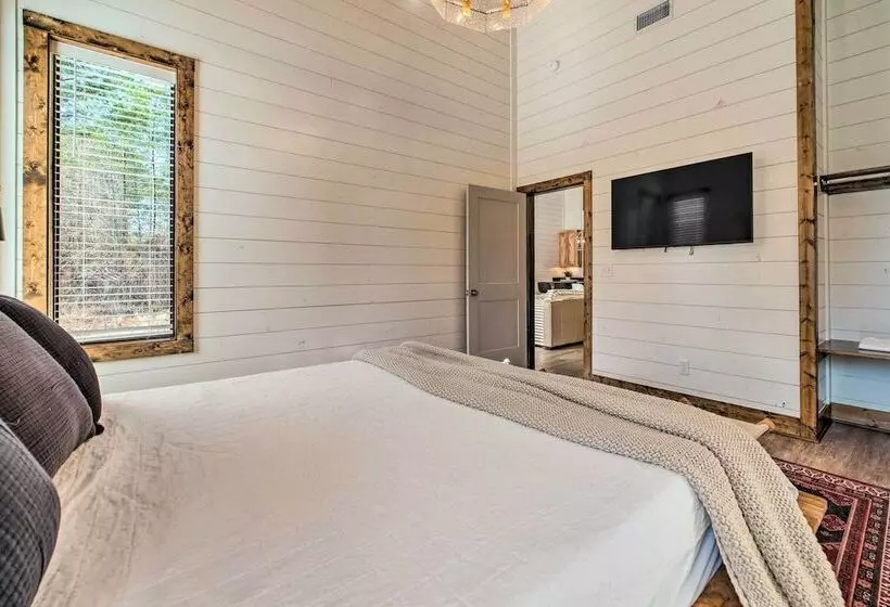 Broken Bow Cabin W/ Hot Tub, 10 Mi To Lake!