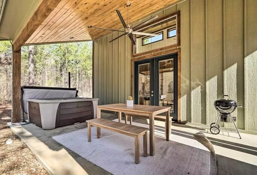 Broken Bow Cabin W/ Hot Tub, 10 Mi To Lake!