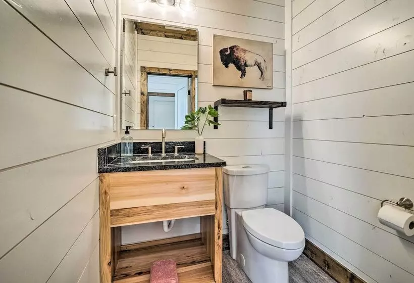 Broken Bow Cabin W/ Hot Tub, 10 Mi To Lake!