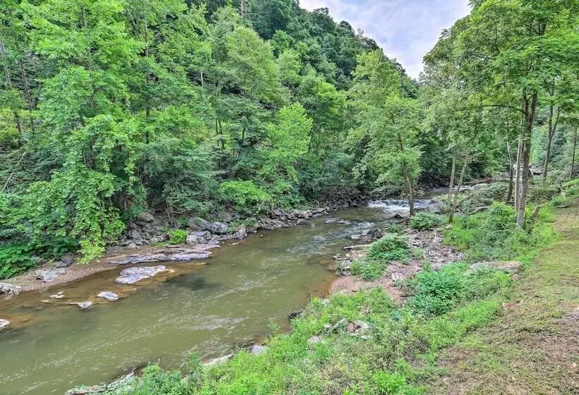 11 Mi To Wolf Ridge Ski Resort: Burnsville Escape