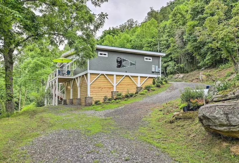 11 Mi To Wolf Ridge Ski Resort: Burnsville Escape