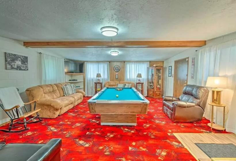 Caldwell House W/ Grill ~ 1 Mi To Downtown!