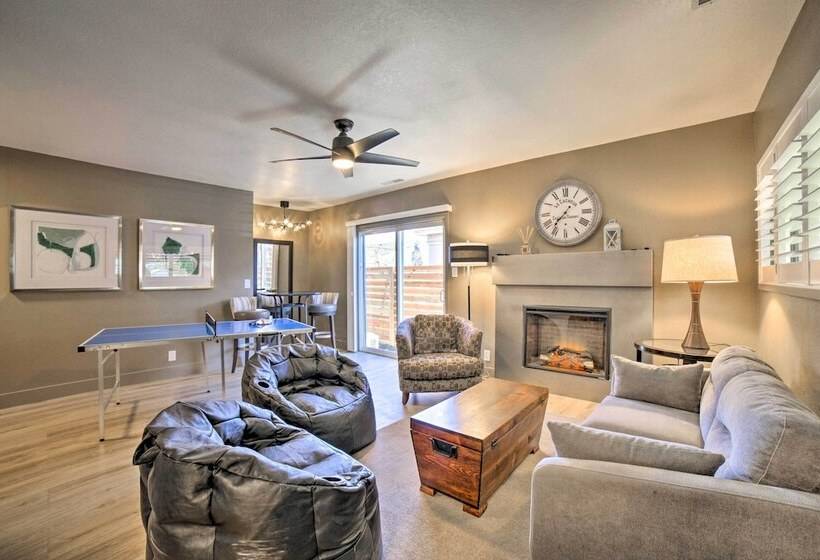 Chic Reno Home W/ Game Room & Putting Green!