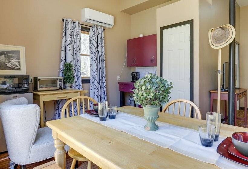 Cozy Canterbury Guest House Near Winter Activities