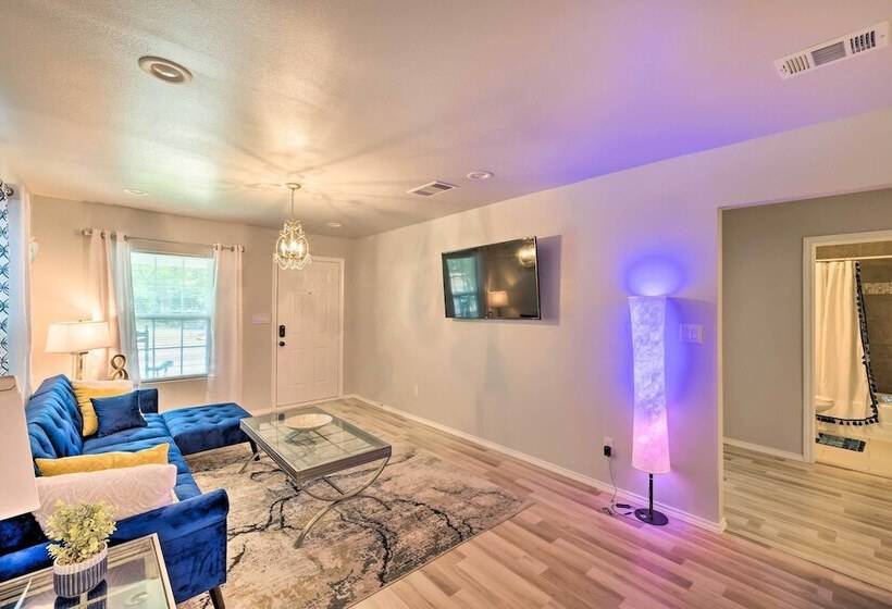 Family Friendly Fort Worth Home W/ Game Room!