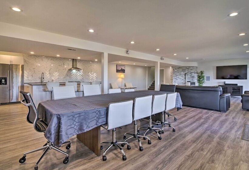 Fully Remodeled Hillsboro Home W/ Home Theater!