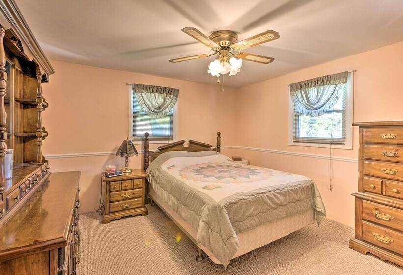 Lakefront Ludington Retreat W/ Kayaks & Fire Pit!