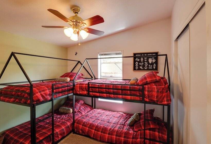 Overgaard Family Retreat W/ Fire Pit & Grill!