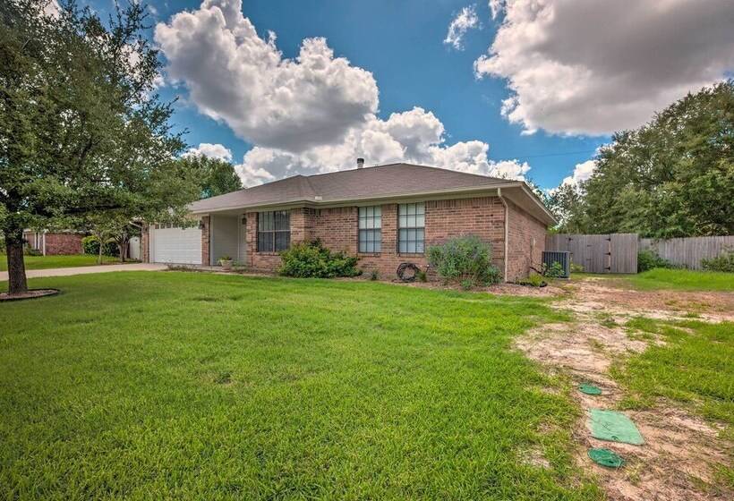 Pet Friendly Bryan Home < 5 Mi To Texas A&m!