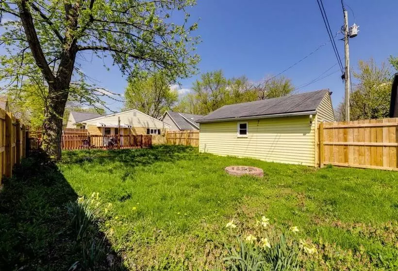 Pet Friendly Ohio Escape W/ Deck & Community Dock!
