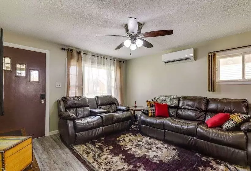 Pet Friendly Ohio Escape W/ Deck & Community Dock!