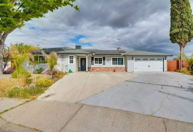 Pet Friendly Atwater Home ~ 12 Mi To Yosemite Lake