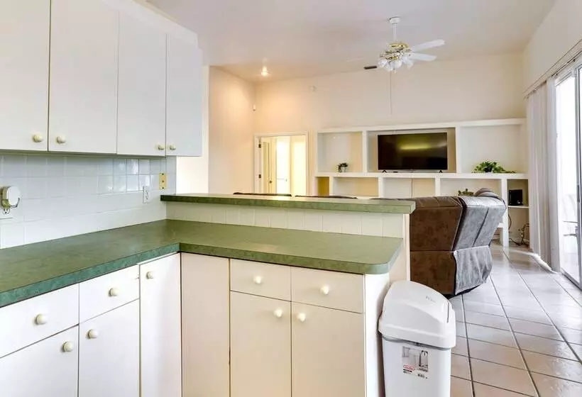 Port St Lucie Home ~ 3 Mi To Botanical Gardens!