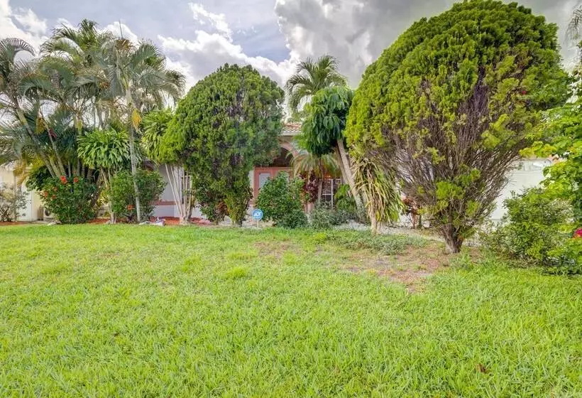 Port St Lucie Home ~ 3 Mi To Botanical Gardens!