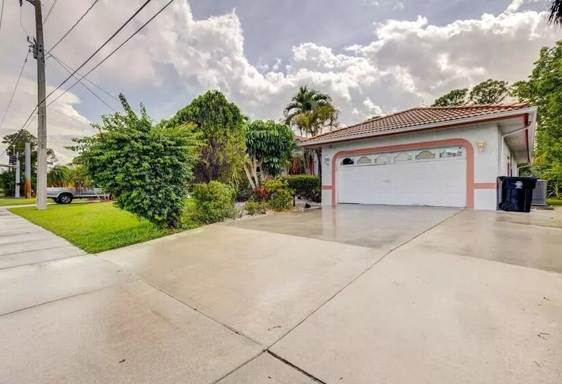 Port St Lucie Home ~ 3 Mi To Botanical Gardens!