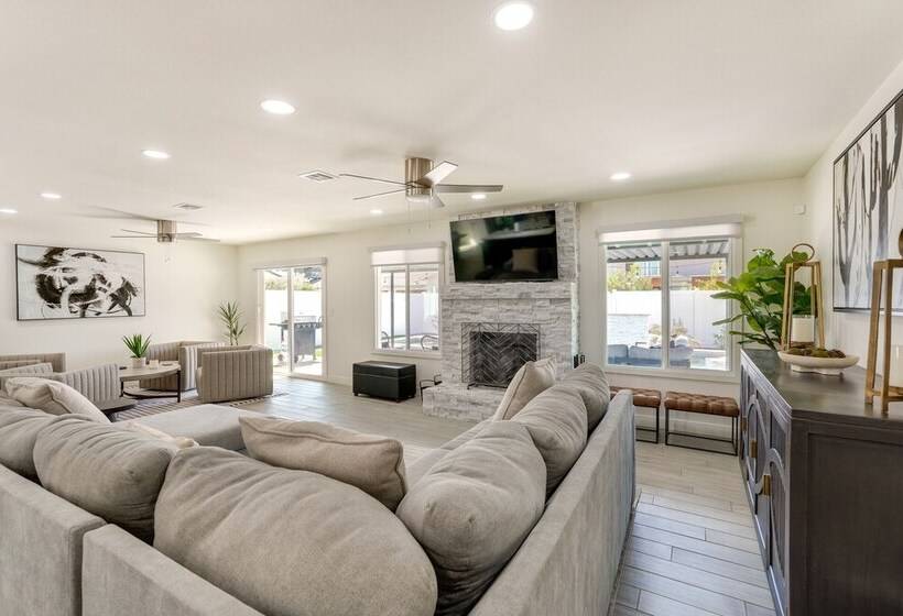 Scottsdale Abode: Fire Pit & Private Pool W/ Spa