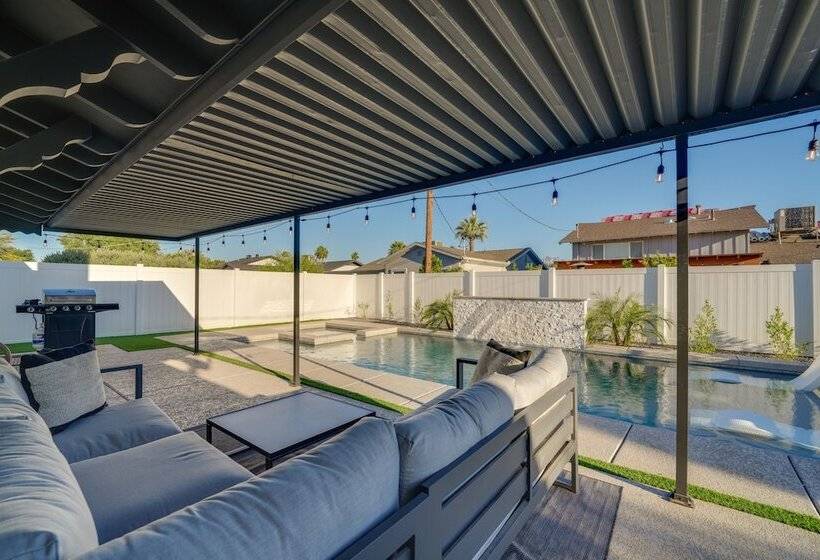 Scottsdale Abode: Fire Pit & Private Pool W/ Spa