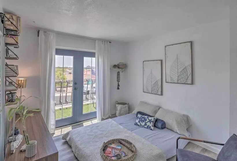 Serene Havasu Oasis: Newly Remodeled W/ Views
