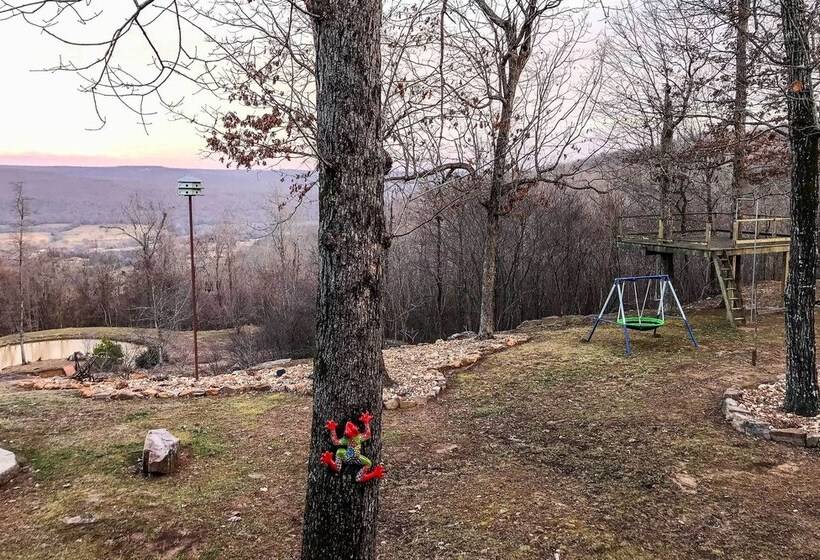 Spacious & Elegant Mountain View Cabin W/ Deck!