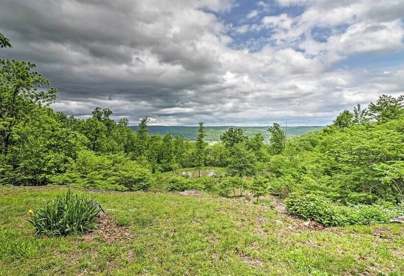 Spacious & Elegant Mountain View Cabin W/ Deck!